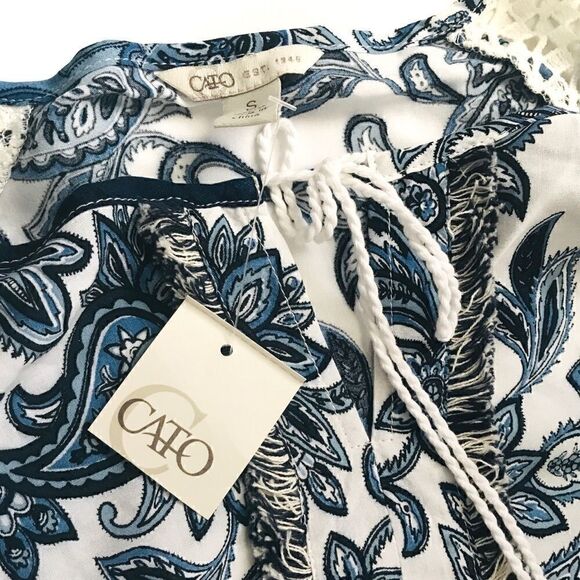 NWT Cato Blue/White Top  - Picture 9 of 12